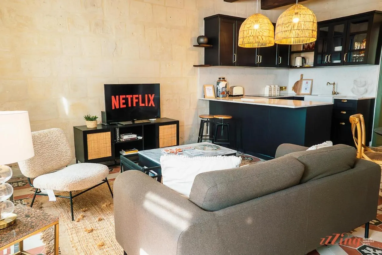 Apartment Extraordinary Views In A Holiday Home In Valletta
