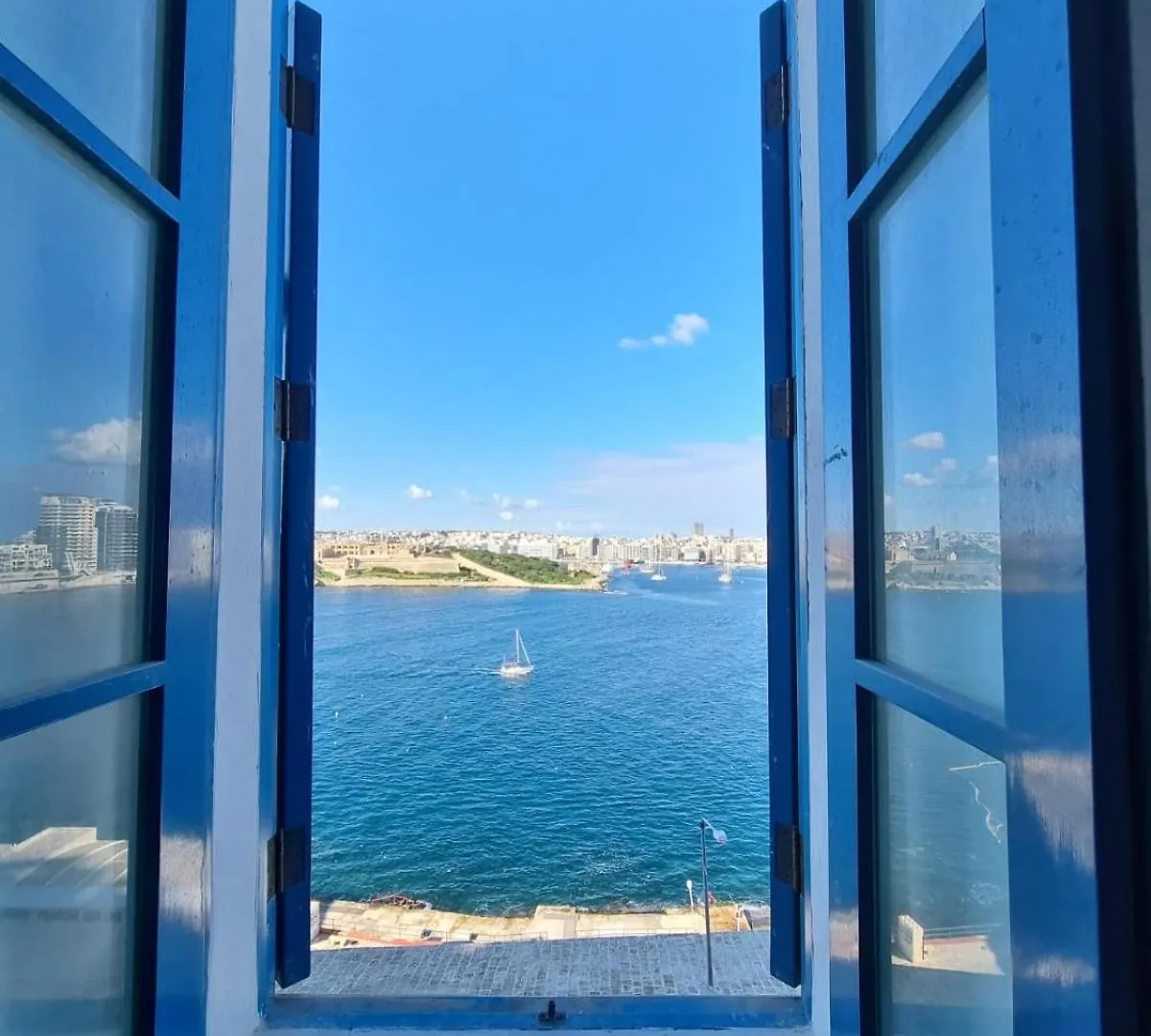 Extraordinary Views In A Holiday Home In Valletta location
